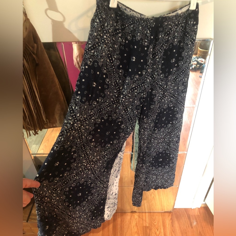Blue/white bandana style pants - Picture 4 of 8